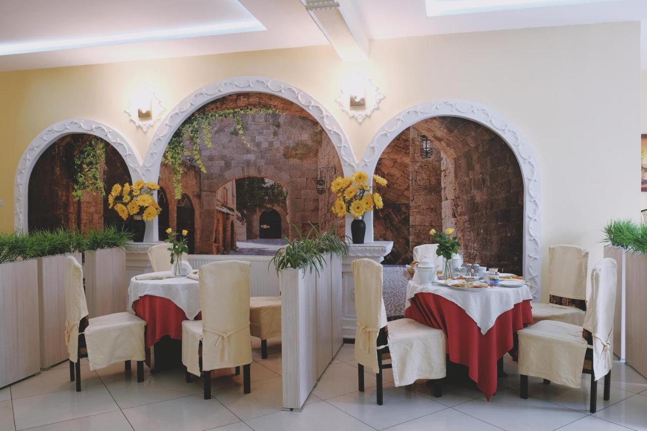 Zajazd Restauracja Paradise Czaplinek Exterior photo